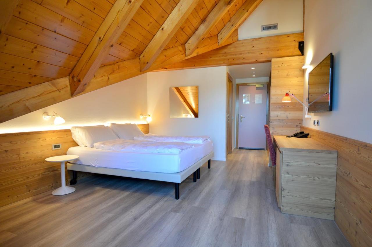 Alpholiday Dolomiti Wellness & Family Hotel Dimaro Quarto foto